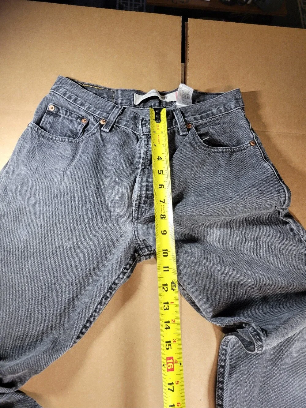 Vintage Levi's Men's Washed Gray Regular fit Jeans distressed
